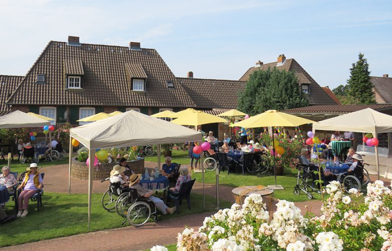 Sommerfest im Seniorenpflegeheim am Sund: Ein Tag voller Sonne, Musik und guter Laune